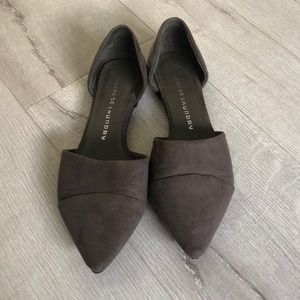 Chinese Laundry Flats